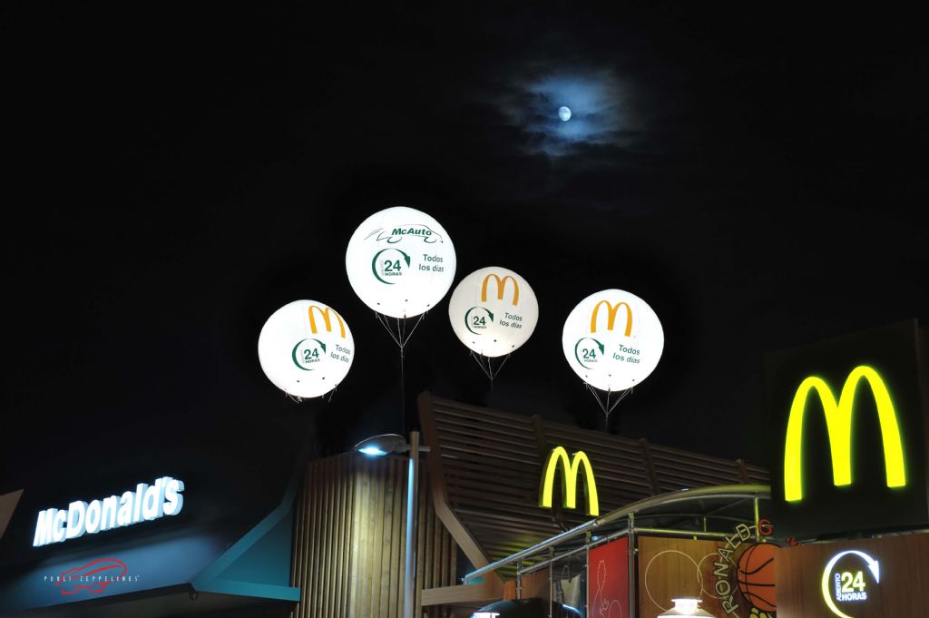 Esferas hinchables de helio iluminadas para Mc Donald`s